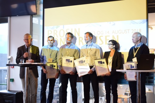 Christian Dethloff, Ragnar Tronstad, Marit Dolmen, Erik Enebakk, Torfinn Buseth, Kennet Friestad og Johan Heide fra Elkem Solar mottar Elkems Forskningspris 2018.