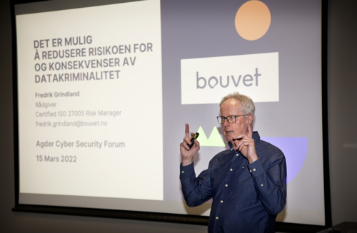 Fredrik Grindland holdt foredrag. Foto: Erling Slyngstad-Hægeland/Havenfoto.no